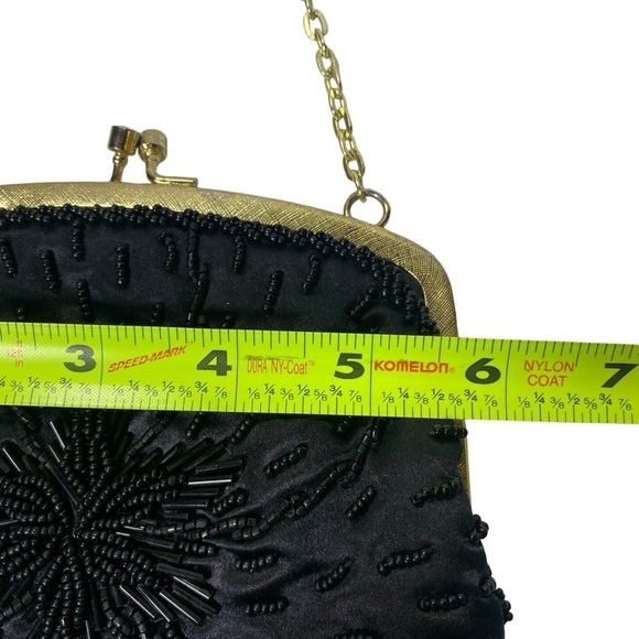 REGAL Small Black Beaded clutch VINTAGE gold frame chain strap made in Hong Kong - Picture 8 of 9